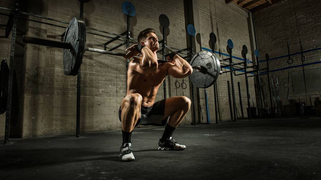 bodybuilder-barbell-squat-thigh-quad-workout.jpg