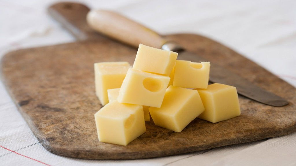cheeseBvitaminsCR.jpg