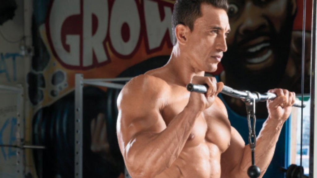 ez-bar-reverse-curl.jpg
