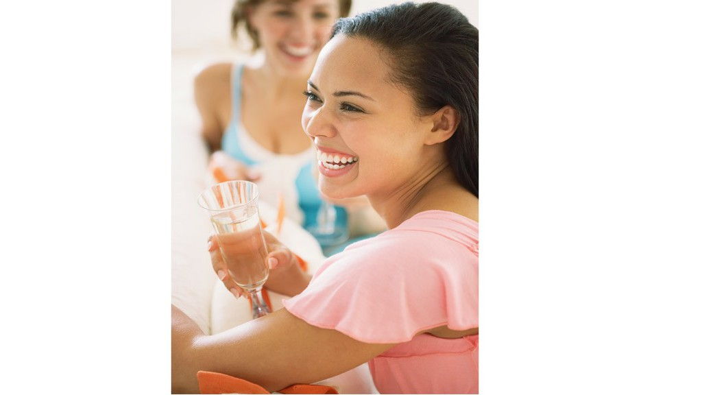 womandrinkingwineCR.jpg